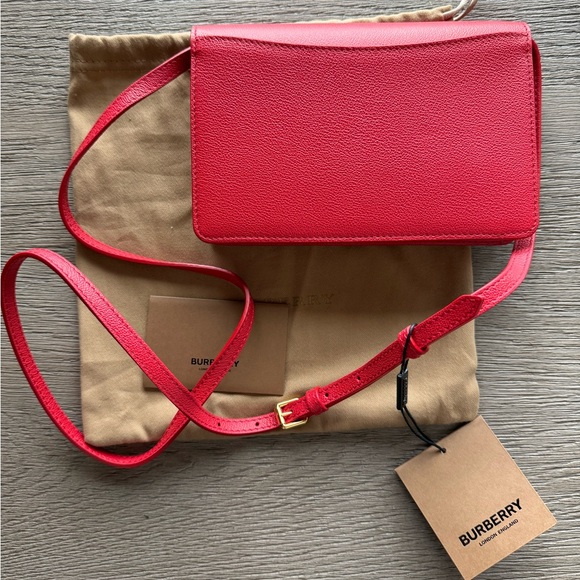 Red Burberry crossbody bag, NWT - Picture 4 of 4